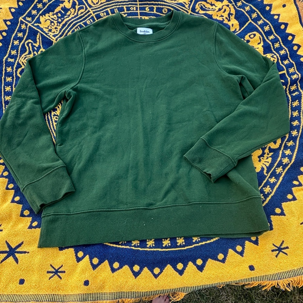 Goodfellow & Co Green Crewneck Sweater with Ribbed Cuffs